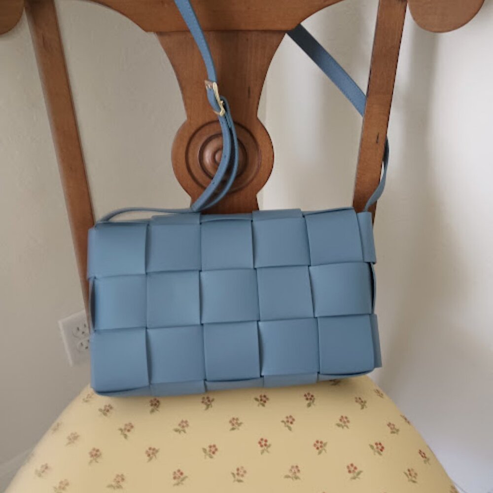 Valentina Fiore genuine woven Italian leather cotton blue color.NWOT.